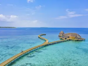 Emerald Faarufushi Resort & Spa - Deluxe All Inclusive