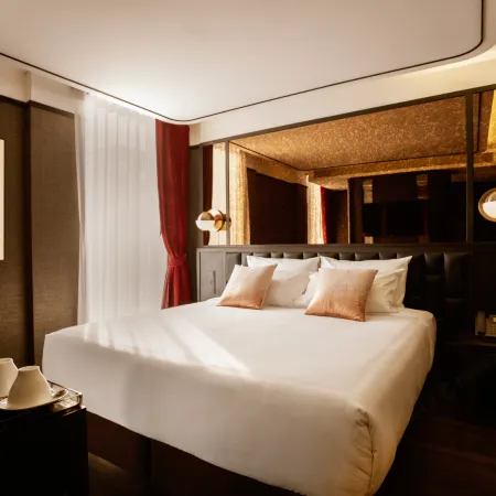 The Gravitique Hotel Khaosan Отели рядом с достопримечательностью «Каосан»