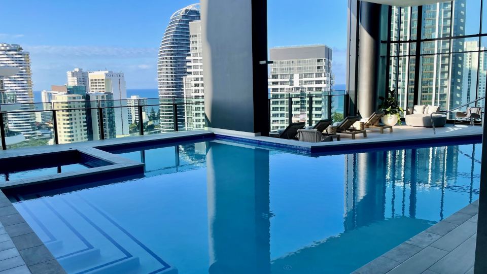 Stunning Oceanview 2Br in the Heart of Broadbeach 44f