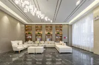 Lavande Hotel (Wuzhou Civic Plaza) - 3-Star