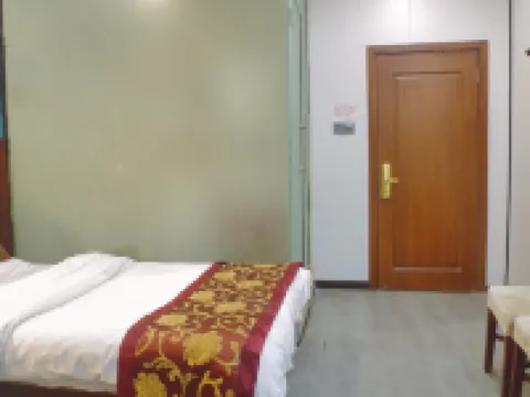 HuanMu Hotel a Lezhi