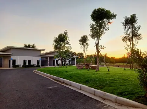 ร็อครีสอร์ท