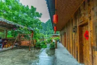 Changyang farming, soil and flavor farm Hotels near Qingjiang Fangshan Scenic Area