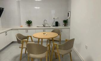 Yimeng Hostel (Wanda Plaza)