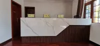 南江十八月潭森林木屋民宿