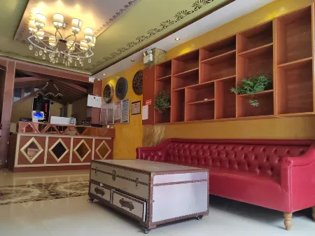 Hotel  MusTang Отели рядом с достопримечательностью «Hipparion Fossil»