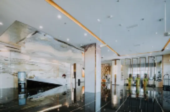 Luzhou Port Investment International Hotel