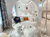 Yanji Little Muddle Homestay (Yanbian University Network Red Wall Shop) - Romantik