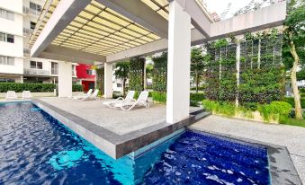 11 Guest Comfy 3 Room Koi Kinrara Suite IOI Puchong Jalil Pavilion Bandar Sunway Laoon