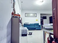 Chuyu Youth Buluo Inn (Shenzhen North Station Branch)