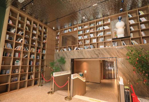 다양한 메뉴가 제공되는 조식 뷔페