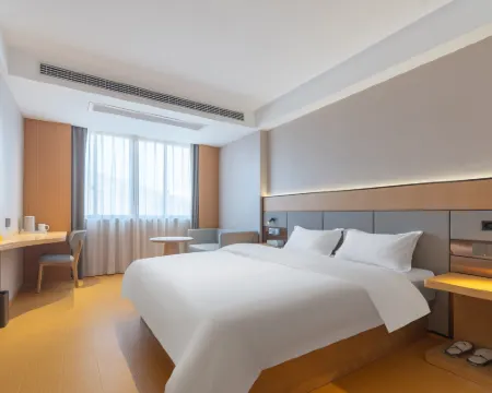 tubus chin cangnan high speed railway station Hotels in Cangnan