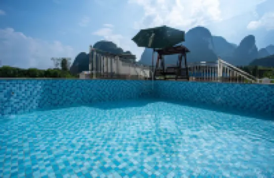 Yangshuo Boyue Hotel (Xingping Ancient Town)