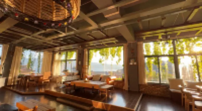 瀘沽湖大嘴窩窩客棧