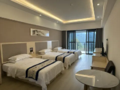 Hot Spring Forest Holiday Hotel