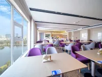 Lifeng Hotel (Wuhu Zhongshan Road Pedestrian Street Wuhu Station Branch) - 3 stjerner