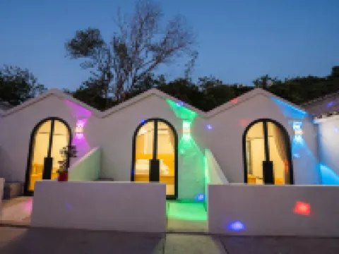 Weizhou Island Exclamation Number Seaside Homestay (Dipshui Danping) Hotels near Dishui Danping