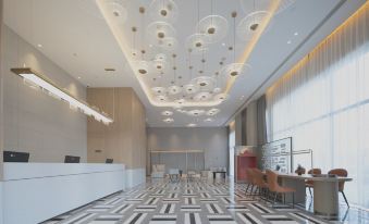 IU Hotel (Datong Dongxin Square)