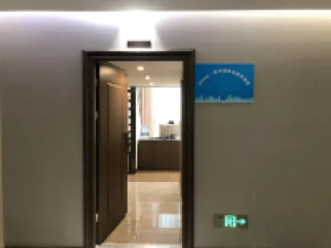 Wheat High-altitude Scenic Full Suite Homestay (Chengdu Jinniu Wanda Plaza) Hotel berhampiran Sport Center， Chengdu Railway Bureau (North to No.5 Courtyard West Alley， Zhanxiqiao)