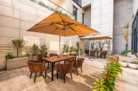 Qiuduo Hotel (Beijing Nanfaxin Subway Station) Hotels near Paotai