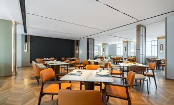 Qian Hotel (Langfang High-Speed Railway Station Anci Wanda)