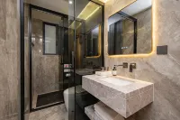 Xuan'en Tiandu Hotel (Xianshan Gongshui Scenic Area) Hotel di Xuan'en