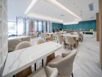 Yanlai Guobin Intercity Designer Hotel (Xuehuli Historical and Cultural Street Branch)