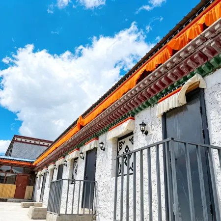 Yongnuocang Manor