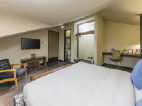 Tangtao Yard Hostel (Xiamen Gulangyu Fuxing Castle) Hotels near Kulangsu