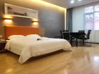 7 Days Premium (Qianjiang Railway Station Lobster City)