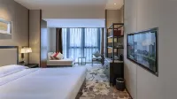 Baifeng Fairy International Grand Hotel (County Government) - parking