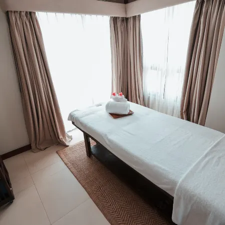 Bacau Bay Resort Coron