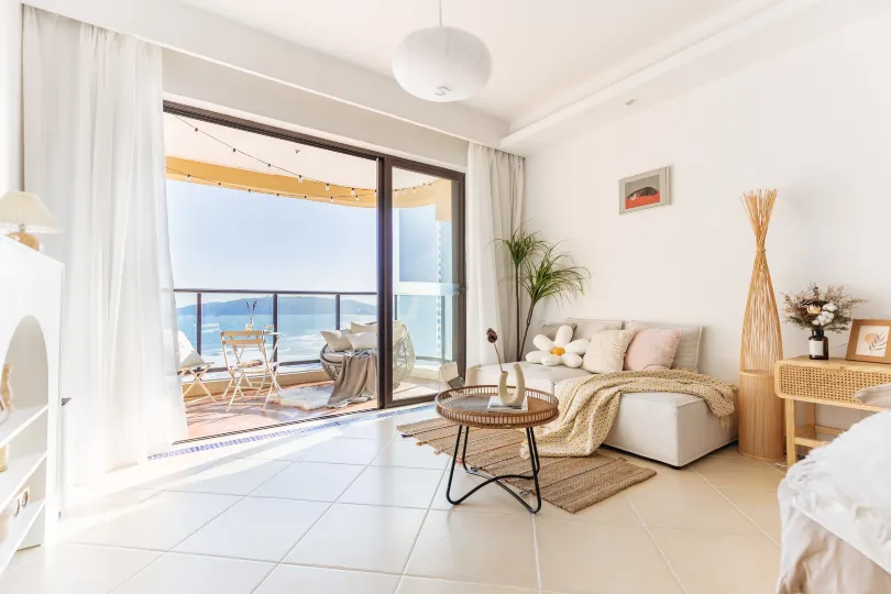 Huidong Shuangyuewan Yuehai Quanhai Seaview Beautiful Suite