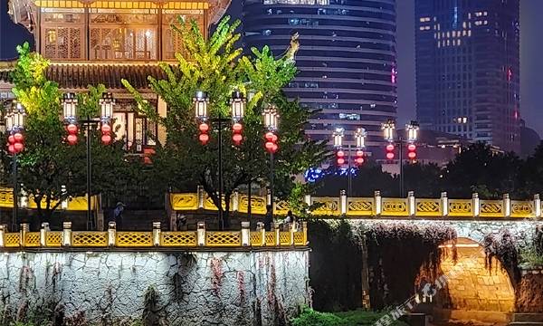 Sheraton Guiyang Guihang Hotel (Jiaxiu Tower Qingyun Market Store)