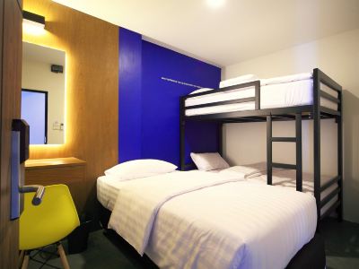 Tuk Tuk Hostel