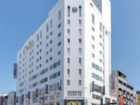 Beacon Hotel Hotels near Fengchia Night Market