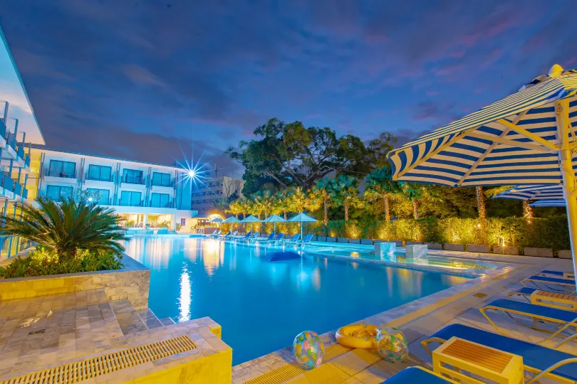 Seabed Grand Hotel Phuket