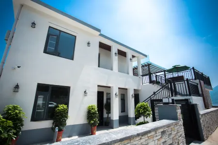 Lianyungang One Step Away Seaview Homestay Отели рядом с достопримечательностью «Sucheng Chuanshan Mountain Feipu Scenic Area»