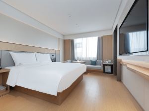 Ji Hotel (Wuhan Yellow Crane Tower Shouyi Road)