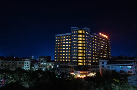 Vienna Hotel (Shaodong Jinlong Avenue)
