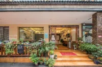 Chenyuan Emei Xiaozhu Hotel