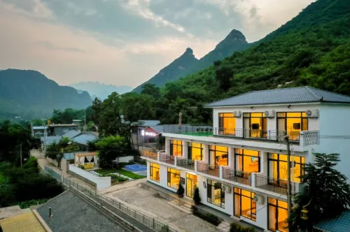 Floral Hotel·South Yuwu hotel (Yesanpo Bailixia scenic spot store) - Pet friendly