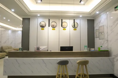 Qingyuan Hongzhou Business Hotel