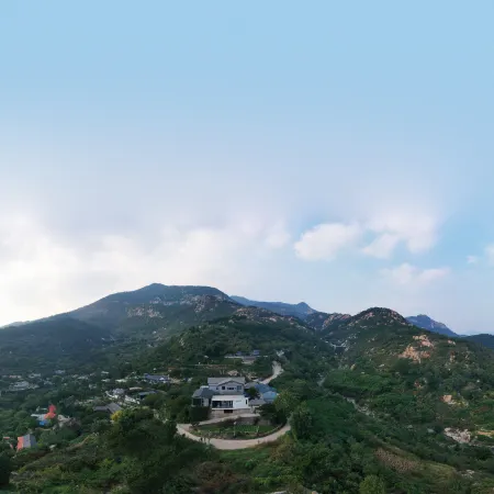 ROLLZ Yeluzi Hotel