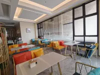 VIP She Xingcheng Hotel (Xingning Railway Station)