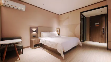 HanTing Hotel (Gujiao Huoshanyuan) Отели рядом с достопримечательностью «Hongdou Villa»