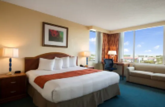 Ramada by Wyndham Kissimmee Gateway Hotels in Kissimmee