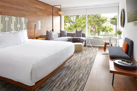 Carmel Mission Inn Отели рядом с достопримечательностью «Заказник Пойнт Лобос Стейт»