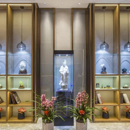 Yangzhou Dongguan Street Hotel