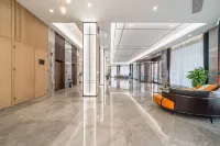 Wuxue Chutian International Hotel - parking